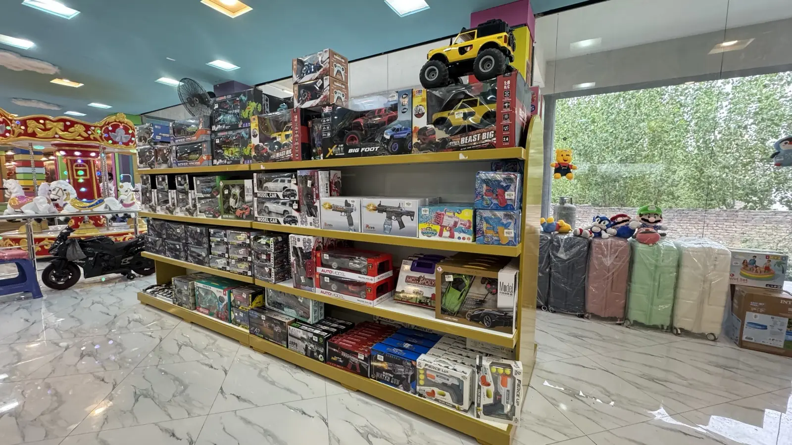 Toy store aisle at Funzania